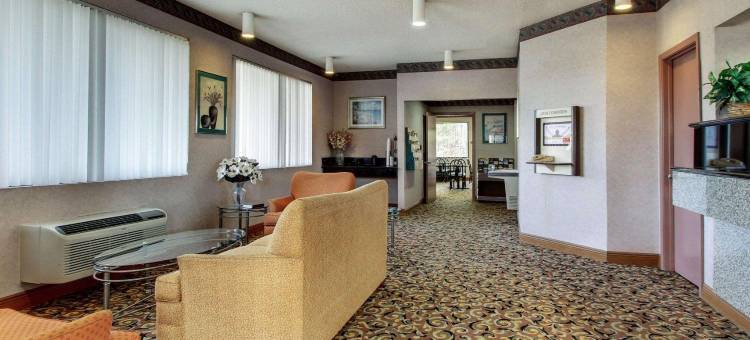 伊康套房旅馆(Econo Lodge Inn and Suites)图片