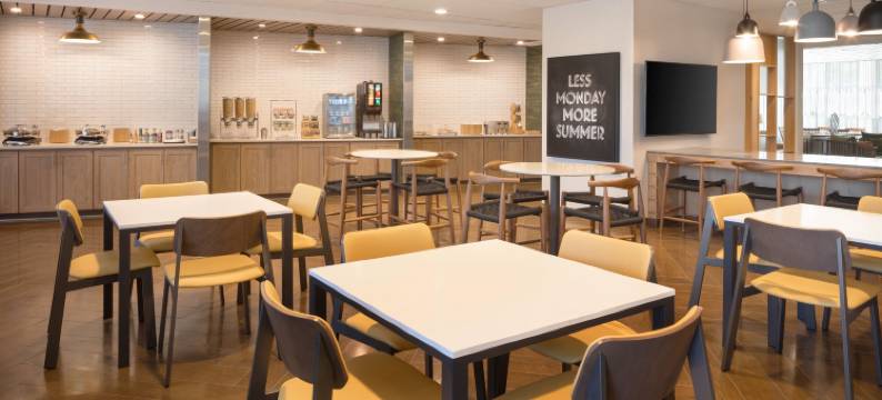 弗雷斯诺北部肖大道万枫酒店及套房(Fairfield Inn & Suites Fresno North/Shaw Avenue)图片