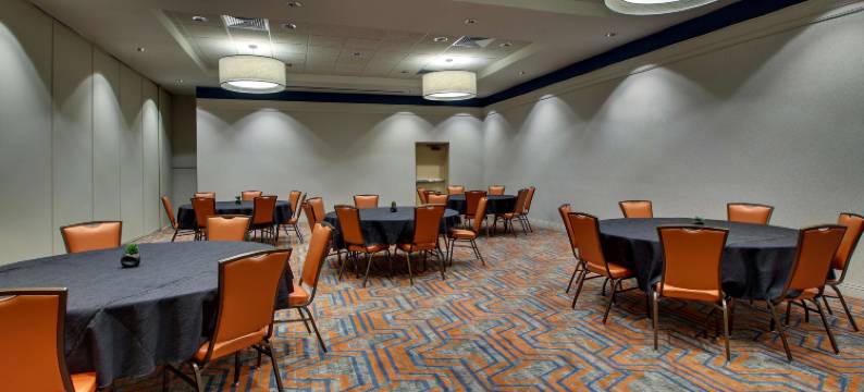 爱荷华市-克拉尔维尔德鲁里套房酒店(Drury Inn & Suites Iowa City Coralville)图片