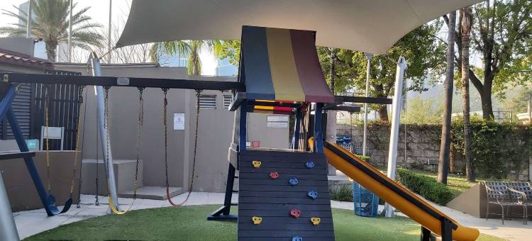 蒙特雷山谷诺富特酒店(Novotel Monterrey Valle)图片