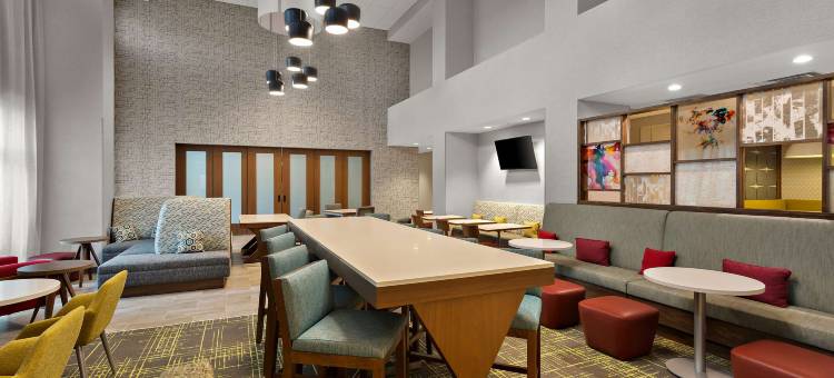 陆思金I-75欢朋酒店与套房(Hampton Inn & Suites by Hilton Ruskin I-75)图片