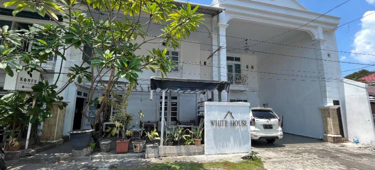 红门酒店靠近万鸦老市政厅(RedDoorz Near Kantor Walikota Manado)图片