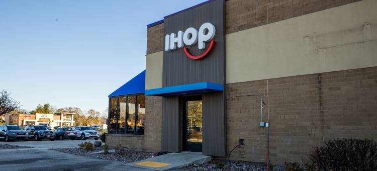 IHG假日酒店密尔沃基布鲁克菲尔德(Holiday Inn BROOKFIELD - ​​MILWAUKEE by IHG)图片