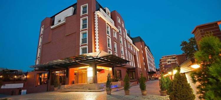 布加勒斯特北温德姆华美达套房酒店(Ramada Hotel & Suites by Wyndham Bucharest North)图片