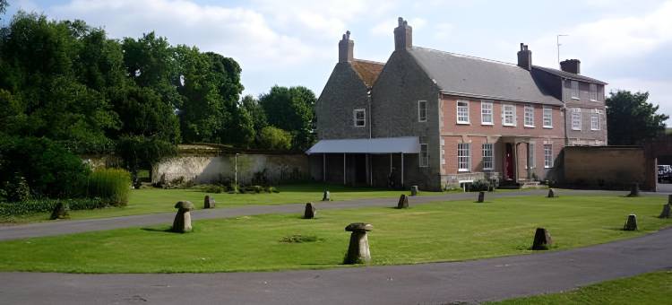 滚石庄园酒店(Rollestone Manor B&B and Restaurant)图片