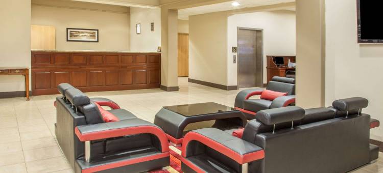 布卢明顿浩枫温德姆公寓(Hawthorn Extended Stay by Wyndham Bloomington)图片