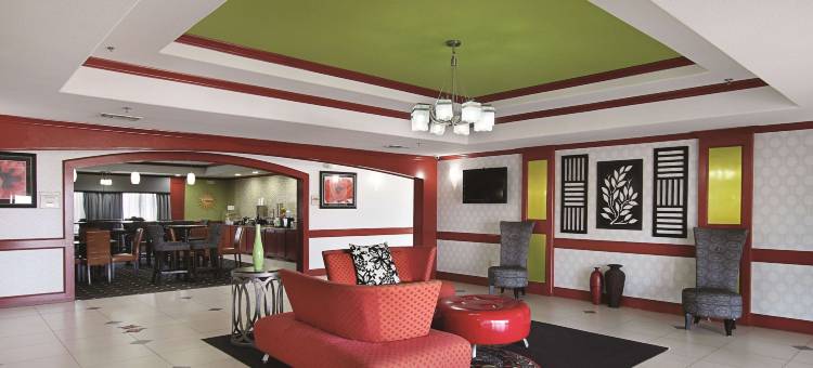 达拉斯哈钦斯拉昆塔温德姆套房酒店(La Quinta Inn & Suites by Wyndham Dallas - Hutchins)图片