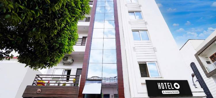 豪华SKR酒店(Hotel O Blw Kakarmatta Near Banaras Junction)图片