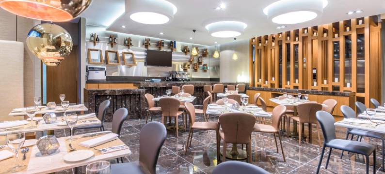 波哥大机场万怡酒店(Courtyard by Marriott Bogota Airport)图片