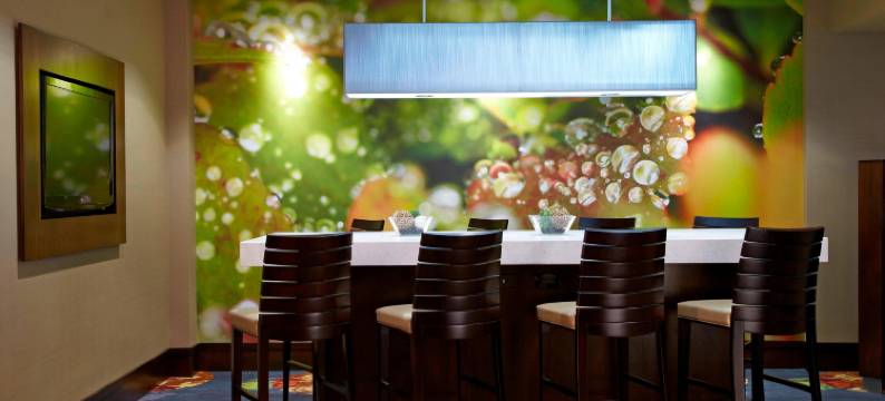 伊萨卡机场/大学万怡酒店(Courtyard Ithaca Airport/University)图片