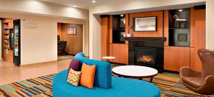 哈特福德曼彻斯特万枫酒店(Fairfield Inn & Suites Hartford Manchester)图片