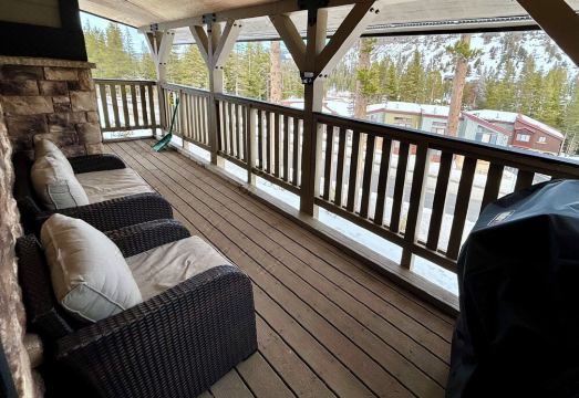 Kirkwood Mountainside Cottage with Deck, Walk to Lifts! Hotel Overview