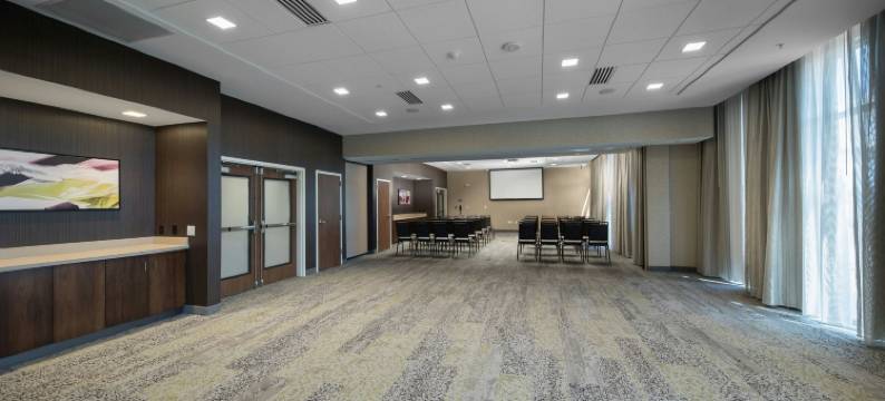 拉塞尔维尔万豪万怡酒店(Courtyard Russellville)图片