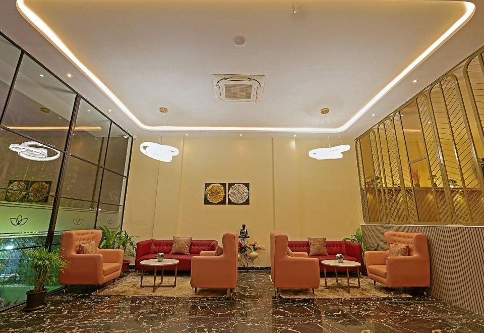 Grand Continent, Gachibowli Hotel Hotel Overview