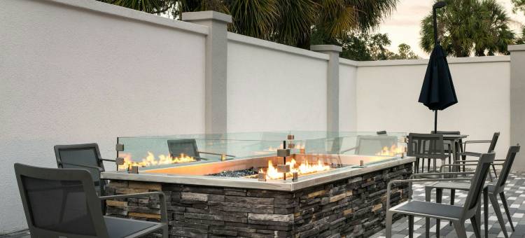 佛罗里达盖恩斯维尔万怡酒店(Courtyard Gainesville FL)图片