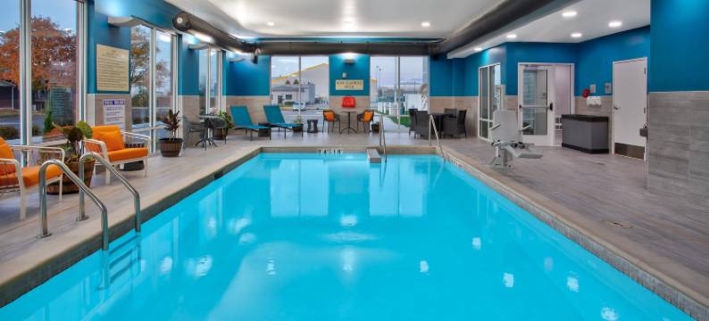 希尔顿汉普顿酒店格林湾体育场(Hampton Inn by Hilton Green Bay Stadium)图片