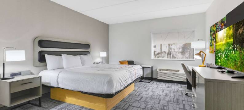 杰克逊维尔蔓达林拉昆塔温德姆套房酒店(La Quinta Inn & Suites by Wyndham Jacksonville Mandarin)图片