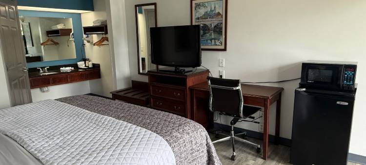 布伦特伍德旅馆及套房(Brentwood Inn & Suites)图片