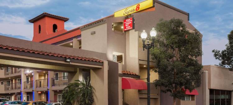 埃尔卡洪/圣迭戈温德姆速 8 酒店(Super 8 by Wyndham El Cajon/San Diego)图片