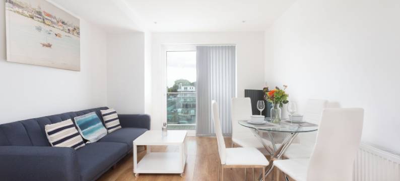 伦敦恩菲尔德的Skyvillion Tower Points - Tower Point 可爱公寓(Skyvillion - Cozy Apartments in Enfield Town with Free Parking & Wifi)图片