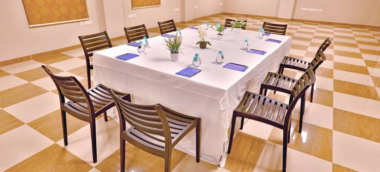 市中心商务酒店(Downtown Business Hotel)图片