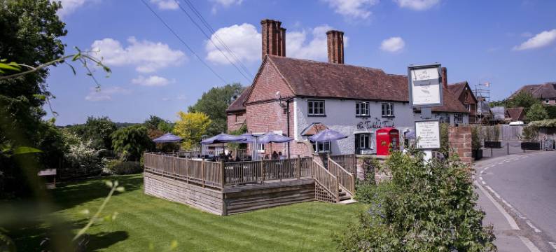 提克特洛特宾馆(The Tickled Trout)图片