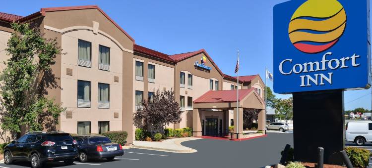 斯通山舒适套房酒店(Comfort Inn & Suites at Stone Mountain)图片