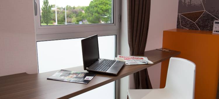 科洛米耶图卢兹布里特酒店 - 滨海大道(Brit Hotel Toulouse Colomiers – L’Esplanade)图片