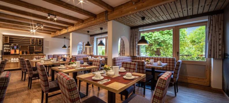 布雷纳巴什特酒店(Alpenhotel Brennerbascht)图片