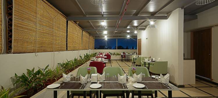 大陆马里什瓦拉姆萨罗瓦尔港口附属酒店(Grand Continent Malleshwaram A Sarovar Portico Affiliate Hotel)图片