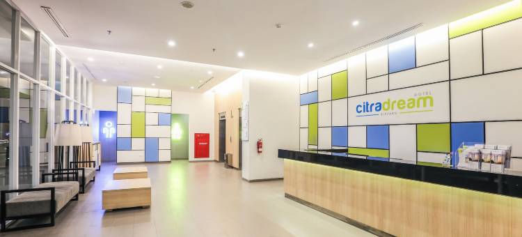 宾塔罗辛特拉梦想酒店(Hotel Citradream Bintaro)图片