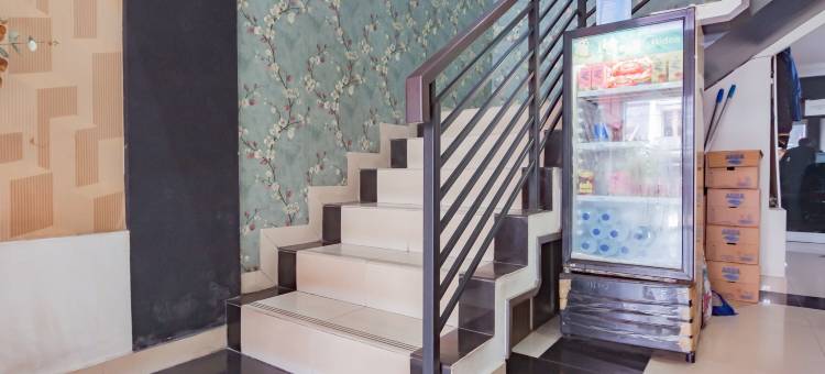 红多兹酒店-沙爹大厦2号(RedDoorz Near Gedung Sate 2)图片