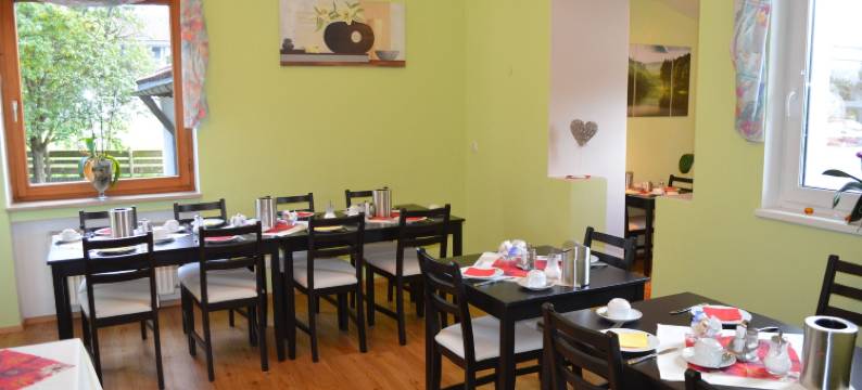 阿尔差勒特斯格弯斯敦酒店(Alpchalet Schwanstein)图片