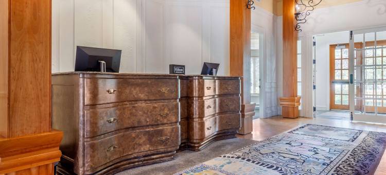 希尔顿俱乐部特兰布朗特加拿大(Hilton Grand Vacations Club Tremblant Canada)图片