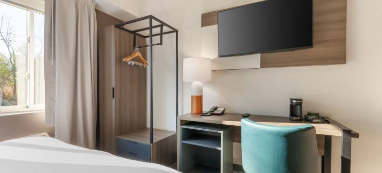 舒适套房酒店(Comfort Inn & Suites)图片