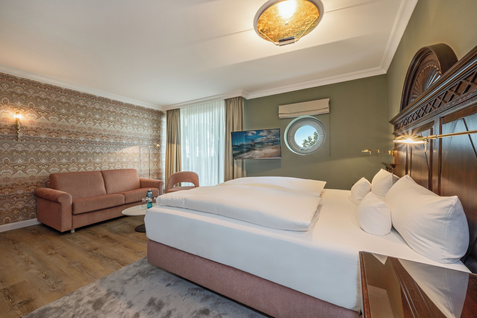 Strandhotel Heringsdorf Mit Soleaußenpool 30 Grad Over view