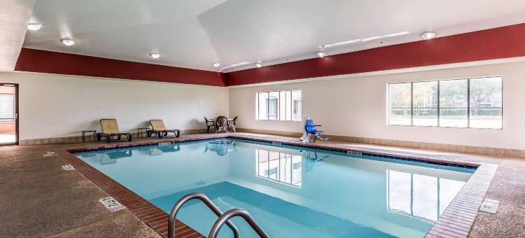 斯塔福德舒格兰舒眠套房酒店(Sleep Inn & Suites Stafford - Sugarland)图片