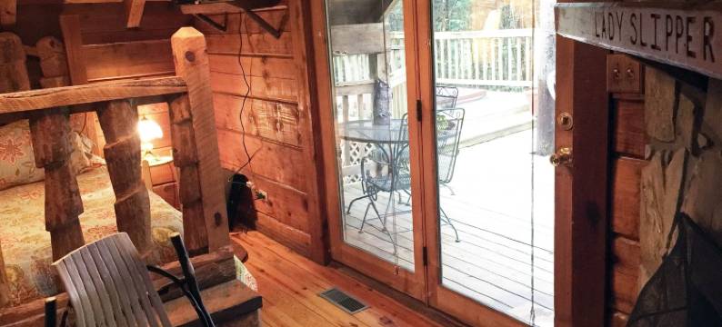 加特林堡阿拉斯加探险小屋酒店(Gatlinburg Adventure Cabins)图片