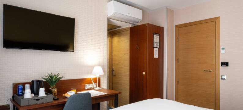 拉罗谢尔游艇人原生酒店(Hôtel le Yachtman, the Originals Collection)图片