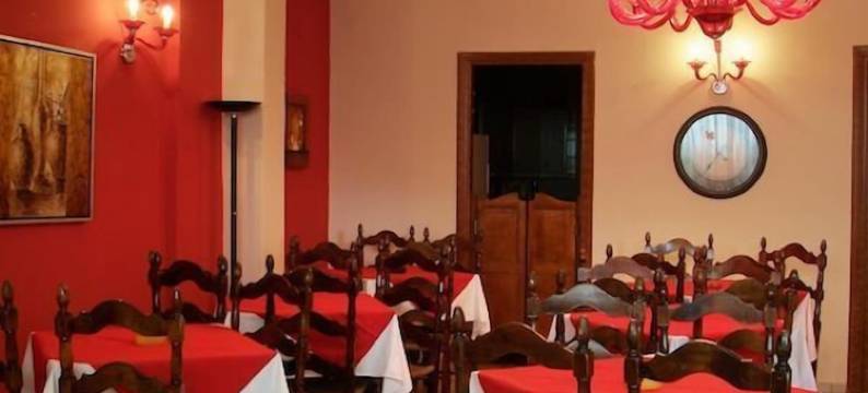 瓦洛尼斯酒店(Hotel Varonos)图片