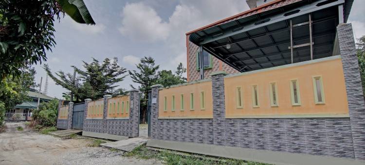 O酒店布德斯里旅馆(Hotel O Penginapan Budhe Sri)图片