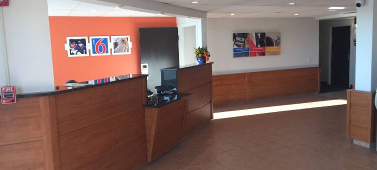 6Ft李彼得博格汽车旅馆(Motel 6 Petersburg, VA - Fort Lee)图片