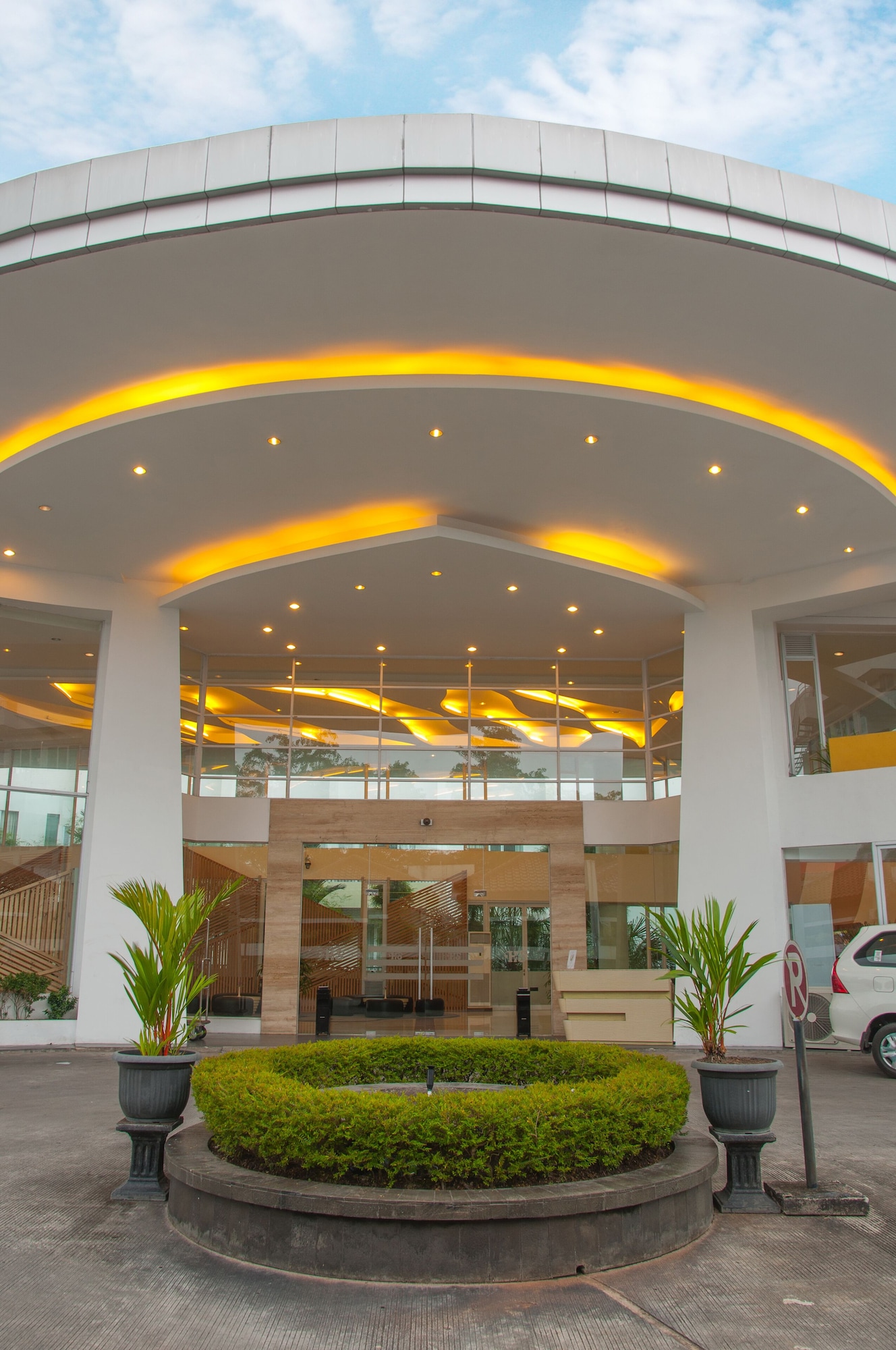 Hotel Santika BangkaOver view