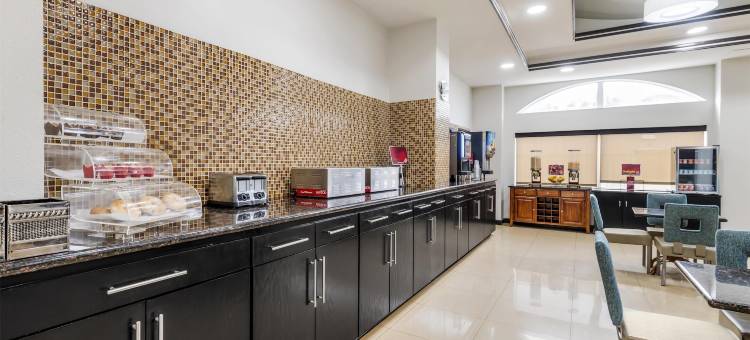 JFK贝斯特韦斯特优质套房酒店(Best Western Plus JFK Inn  Suites)图片