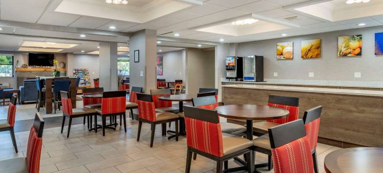 绿色田野村落舒适酒店(Comfort Inn Near Greenfield Village)图片