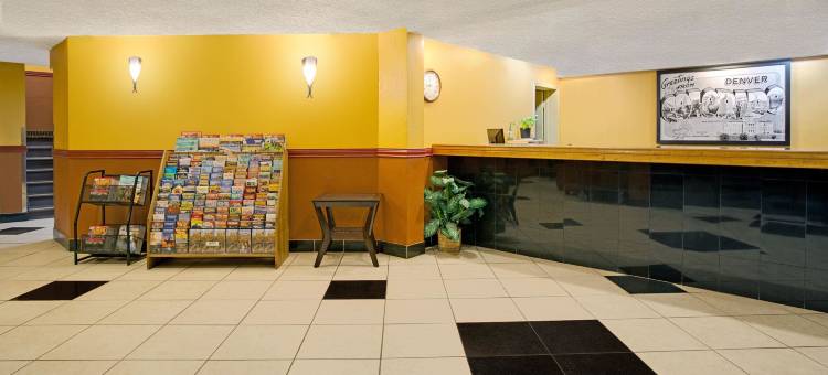 丹佛-斯泰普尔顿温德姆速8酒店(Super 8 by Wyndham Denver Stapleton)图片