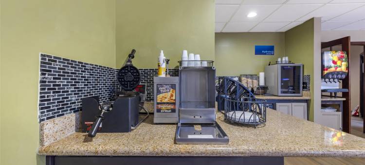 费尔温兹贝斯特韦斯特酒店(Best Western Fairwinds Inn)图片