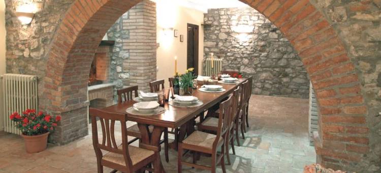 普罗多的豪宅，靠近博尔塞纳湖(Mansion in Prodo Near Lake Bolsena)图片