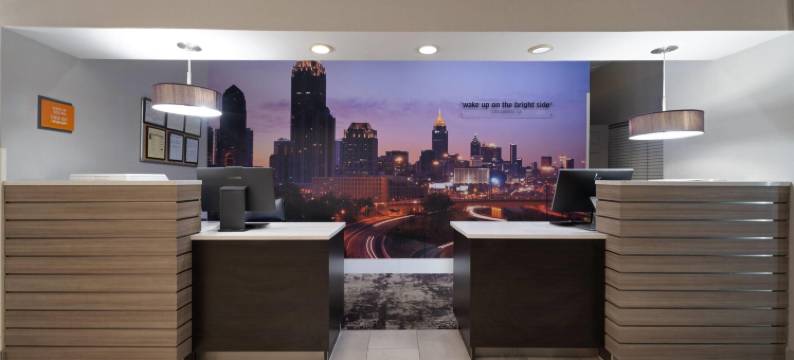 亚特兰大斯托克布里奇拉昆塔温德姆套房酒店(La Quinta Inn & Suites by Wyndham Atlanta Stockbridge)图片