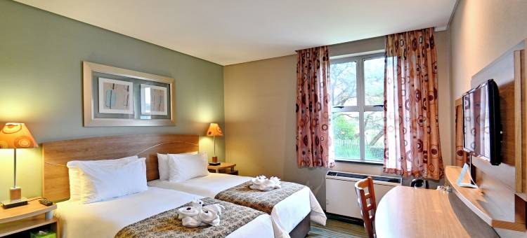 城市小屋-约翰内斯堡鲁德普特(Town Lodge Roodepoort)图片